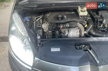 Микровэн Citroen C4 Picasso 2011 в 