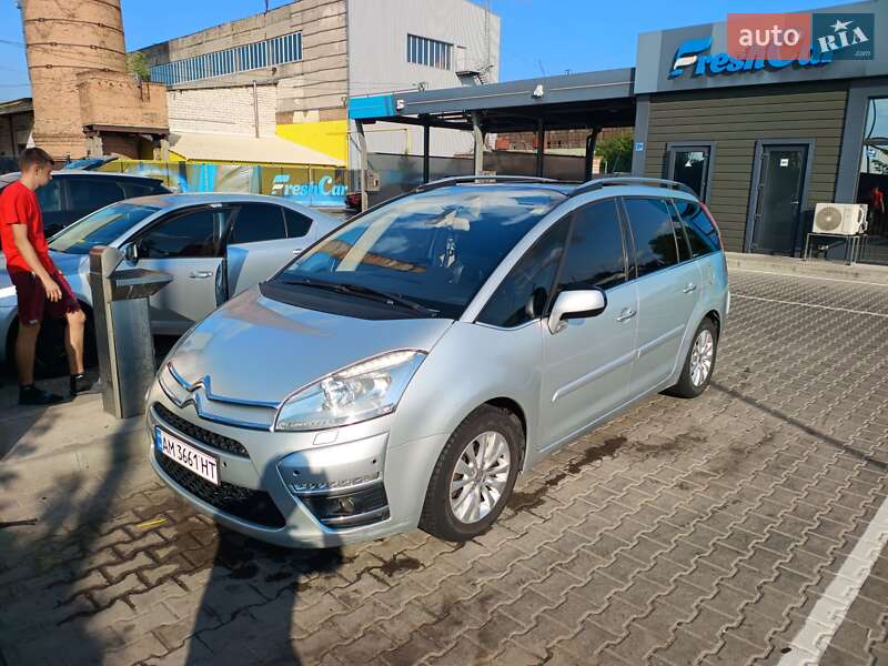 Микровэн Citroen C4 Picasso 2011 в 