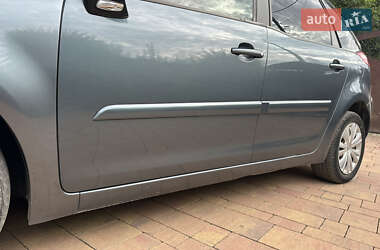 Микровэн Citroen C4 Picasso 2010 в 