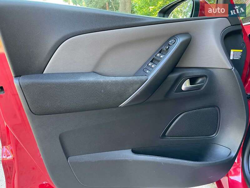 Микровэн Citroen C4 Picasso 2017 в Киеве фото 20 Микровэн Citroen C4 Picasso 2017 в Киеве