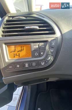 Микровэн Citroen C4 Picasso 2009 в 