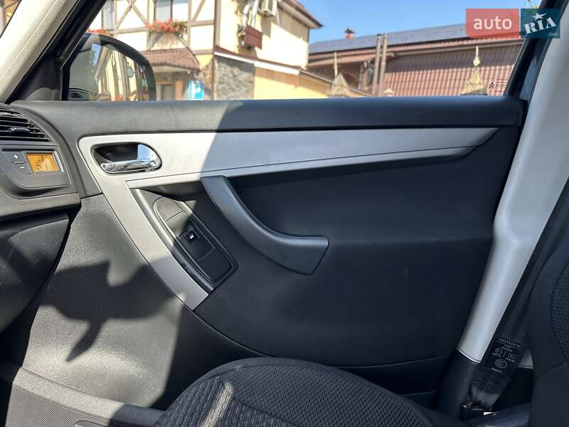 Микровэн Citroen C4 Picasso 2011 в Хмельницком фото 28 Микровэн Citroen C4 Picasso 2011 в Хмельницком