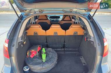 Микровэн Citroen C4 Picasso 2010 в 