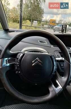 Микровэн Citroen C4 Picasso 2010 в 
