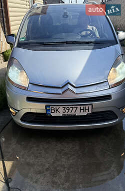 Микровэн Citroen C4 Picasso 2010 в 