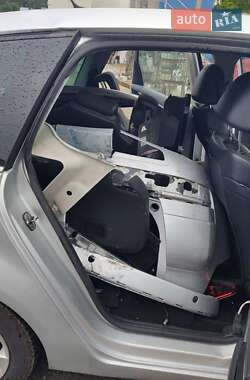 Микровэн Citroen C4 Picasso 2012 в 