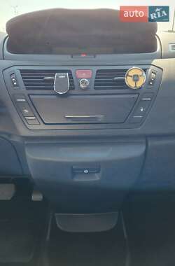 Микровэн Citroen C4 Picasso 2010 в 