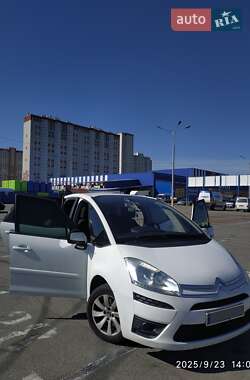 Микровэн Citroen C4 Picasso 2010 в 
