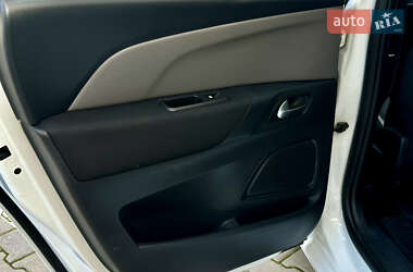Микровэн Citroen C4 Picasso 2016 в 