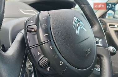 Мікровен Citroen C4 Picasso 2012 в  фото 23 Мікровен Citroen C4 Picasso 2012 в