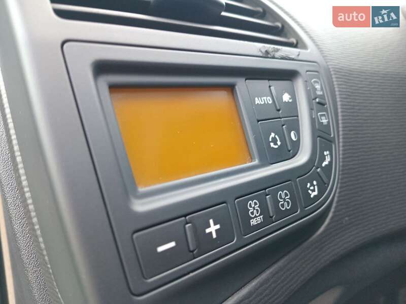 Микровэн Citroen C4 Picasso 2012 в Львове