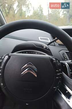 Микровэн Citroen C4 Picasso 2011 в 