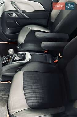 Микровэн Citroen C4 Picasso 2013 в 