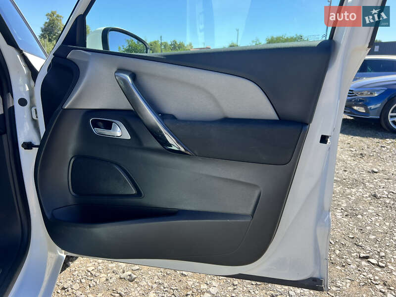 Микровэн Citroen C4 Picasso 2018 в Луцке фото 42 Микровэн Citroen C4 Picasso 2018 в Луцке