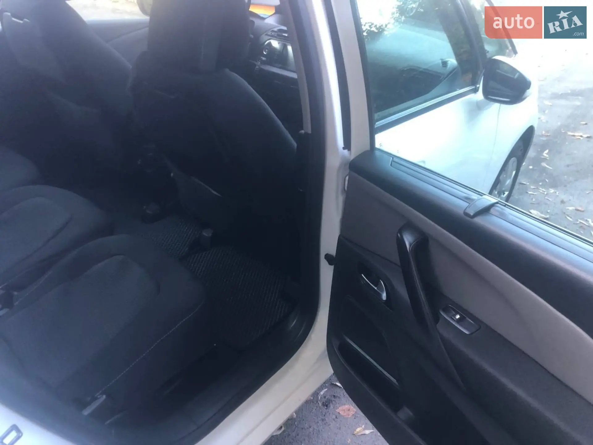 2016 Citroen C4 Picasso - мініатюра 25
