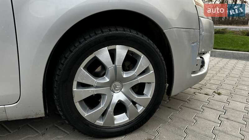 Минивэн Citroen C4 Picasso 2007 в Кагарлыке фото 13 Минивэн Citroen C4 Picasso 2007 в Кагарлыке