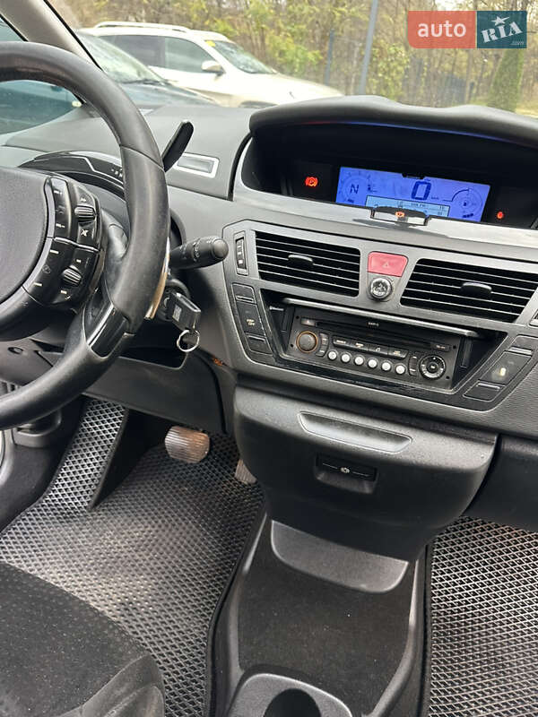 Мінівен Citroen C4 Picasso 2007 в Львові фото 26 Мінівен Citroen C4 Picasso 2007 в Львові