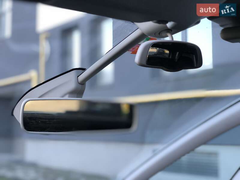 Мікровен Citroen C4 Picasso 2015 в Львові фото 40 Мікровен Citroen C4 Picasso 2015 в Львові