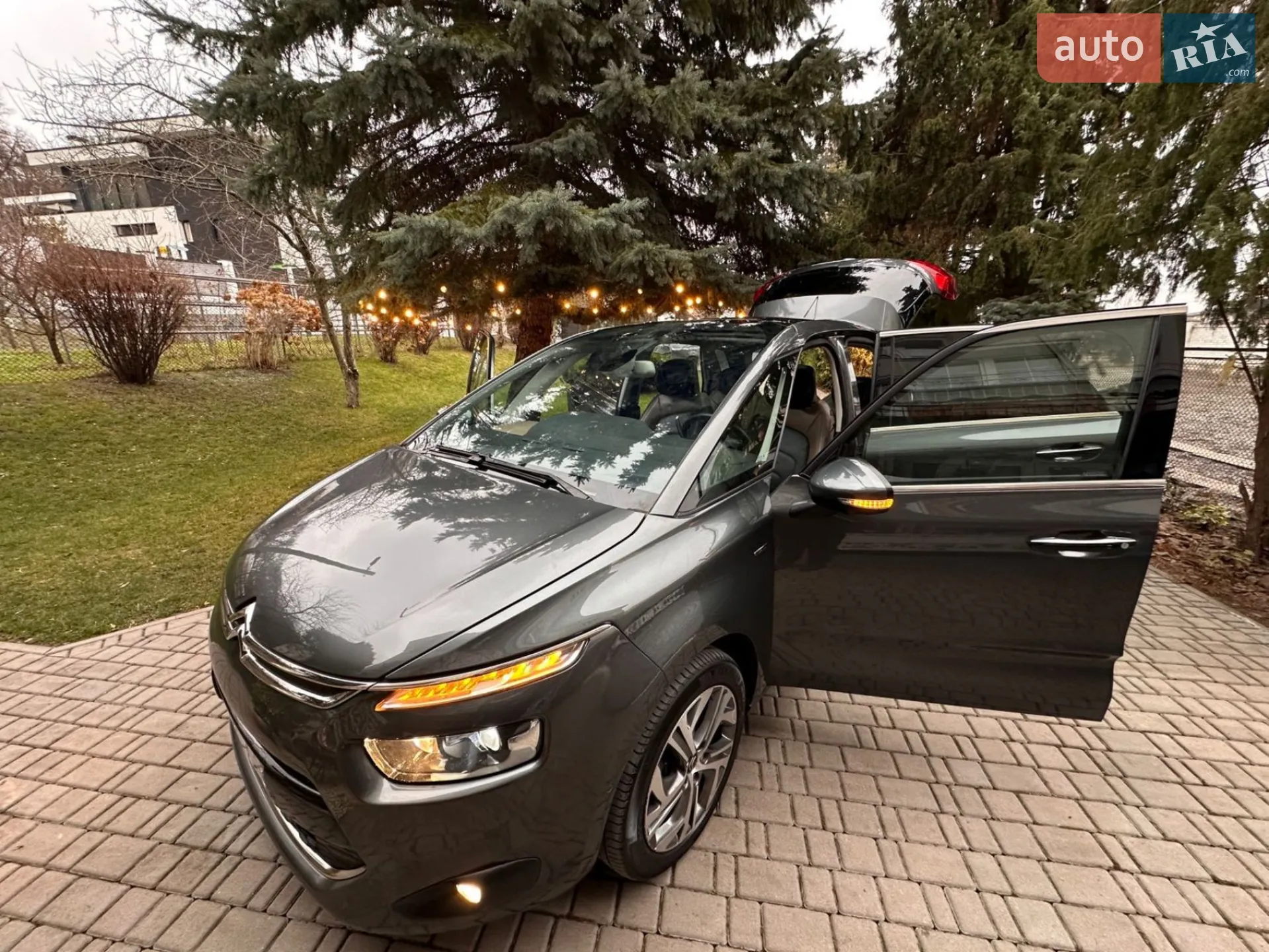 2015 Citroen C4 Picasso - мініатюра 32