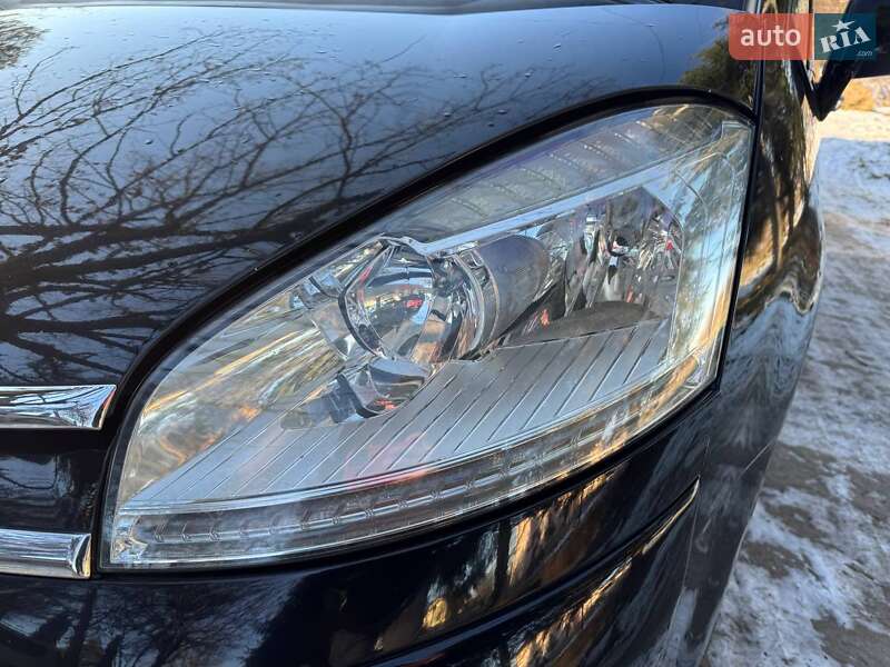 Микровэн Citroen C4 Picasso 2012 в Львове фото 16 Микровэн Citroen C4 Picasso 2012 в Львове