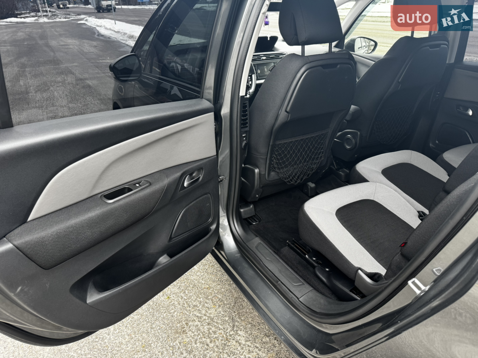 2016 Citroen C4 Picasso - мініатюра 17