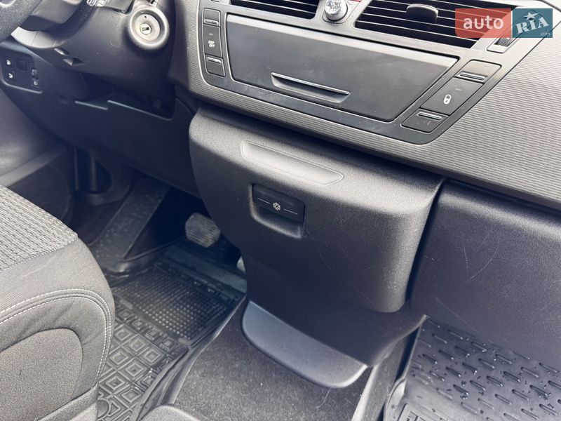 Минивэн Citroen C4 Picasso 2007 в Тернополе фото 38 Минивэн Citroen C4 Picasso 2007 в Тернополе