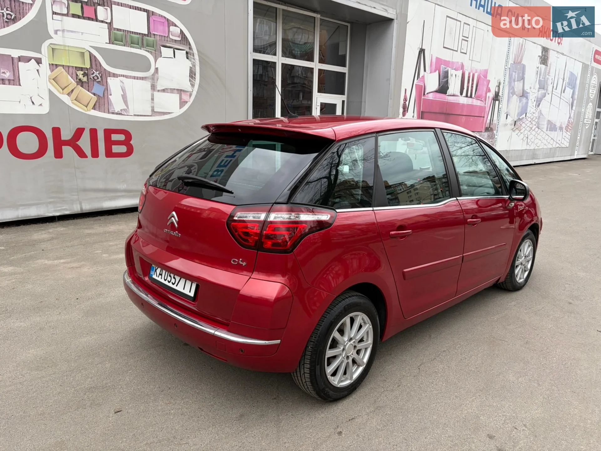Citroen C4 Picasso 2011 VIN VF7UD5FV8BJ520841 фото оголошення 4 з 19