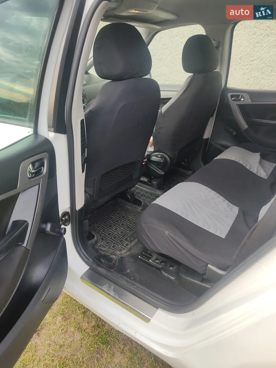 2011 Citroen C4 Picasso - мініатюра 10
