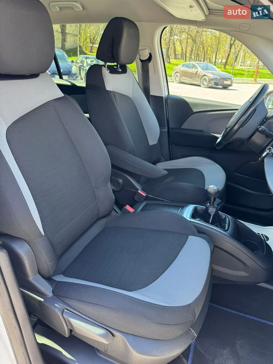 2015 Citroen C4 Picasso - мініатюра 47