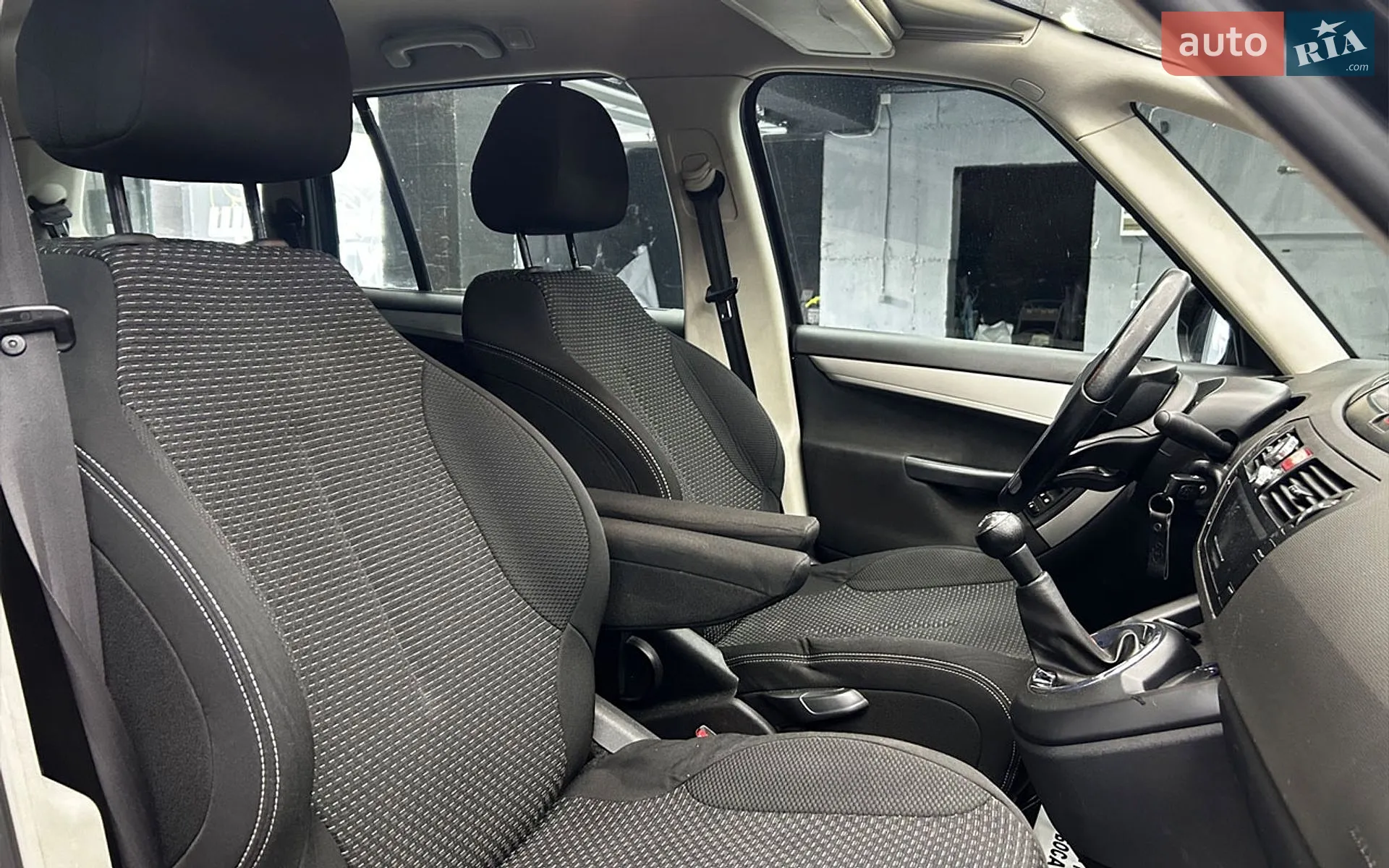 2010 Citroen C4 Picasso - мініатюра 25