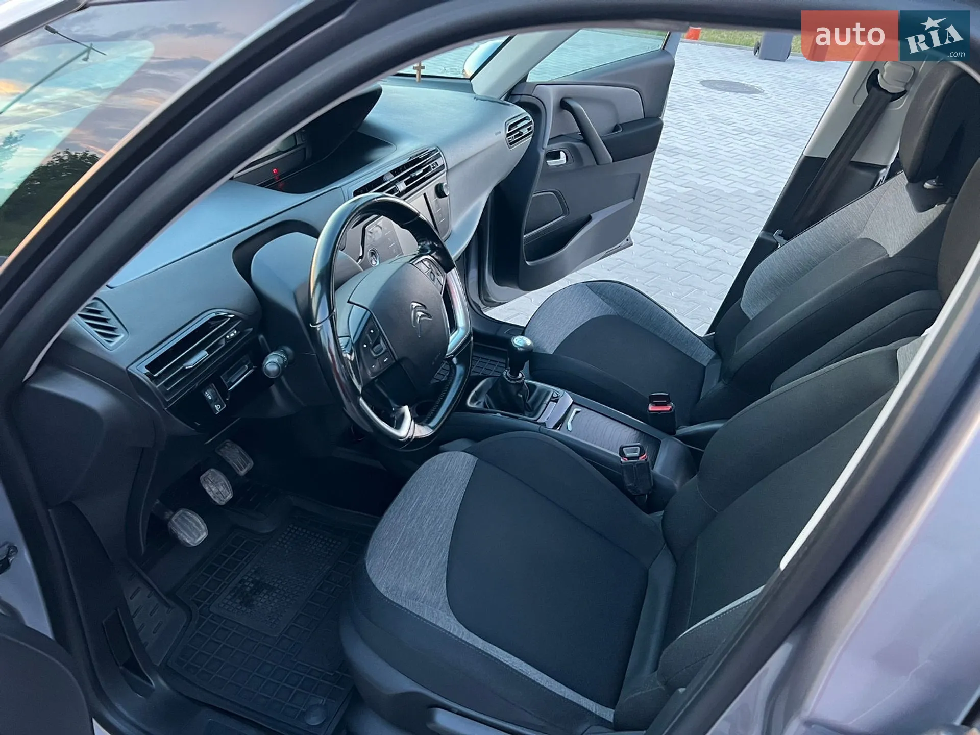 2016 Citroen C4 Picasso - мініатюра 20