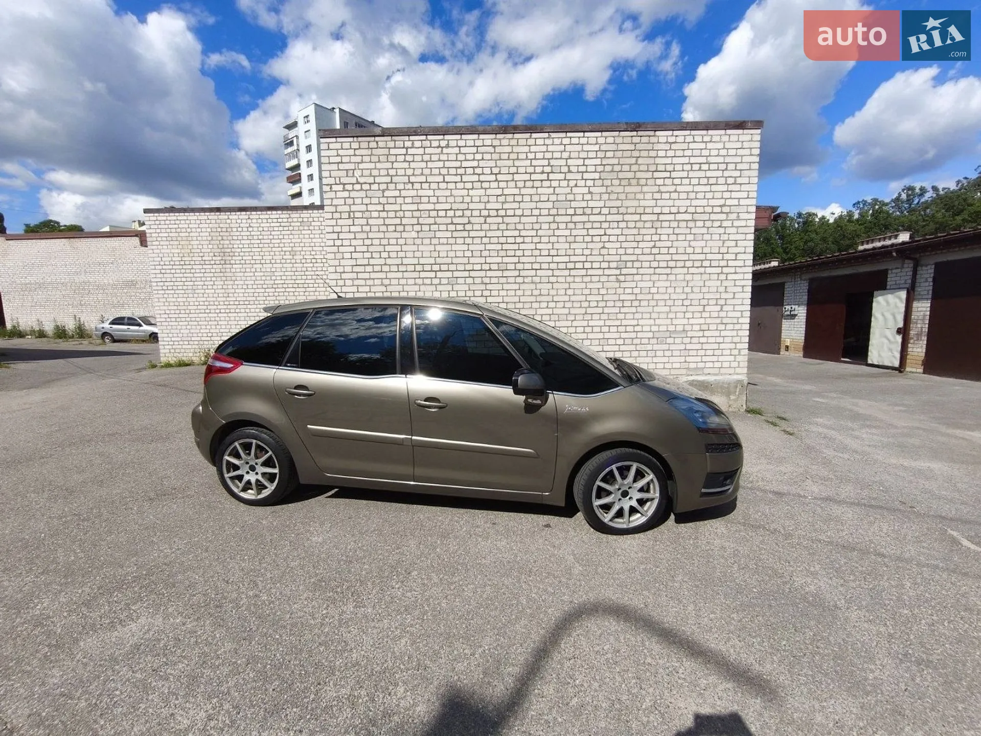 Citroen C4 Picasso 2010 VIN VF7UD9HZHAJ712451 фото оголошення 6 з 19