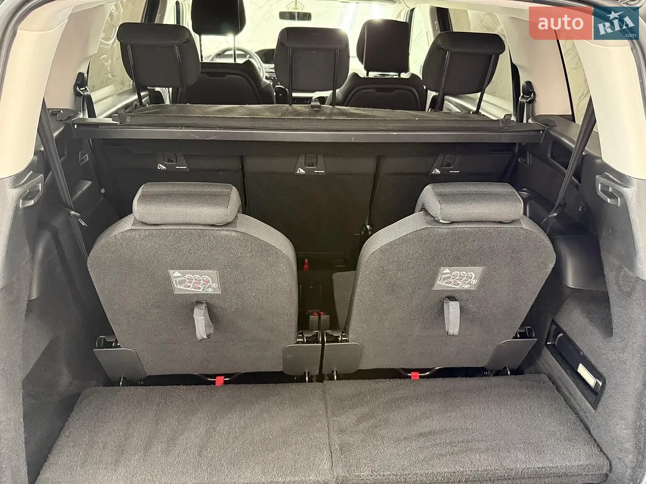 2016 Citroen C4 Picasso - мініатюра 32