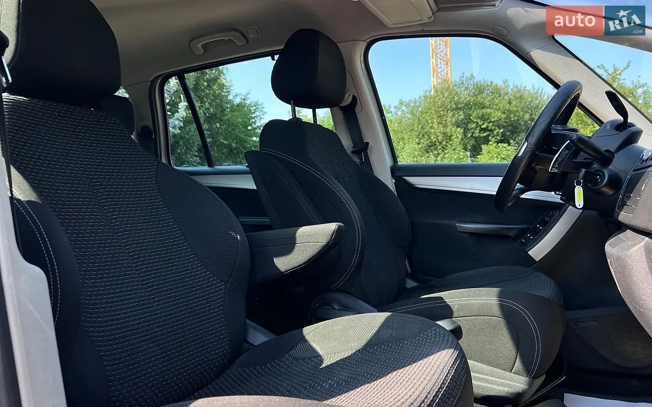 2010 Citroen C4 Picasso - мініатюра 18