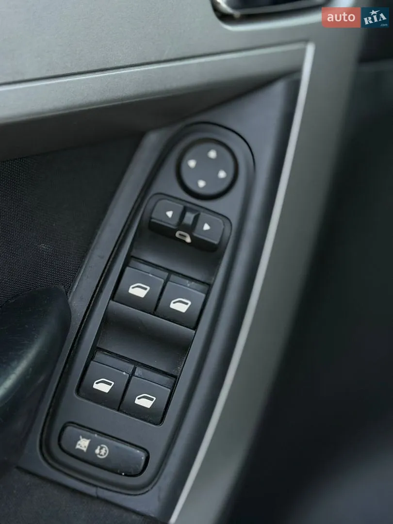 2013 Citroen C4 Picasso - мініатюра 22