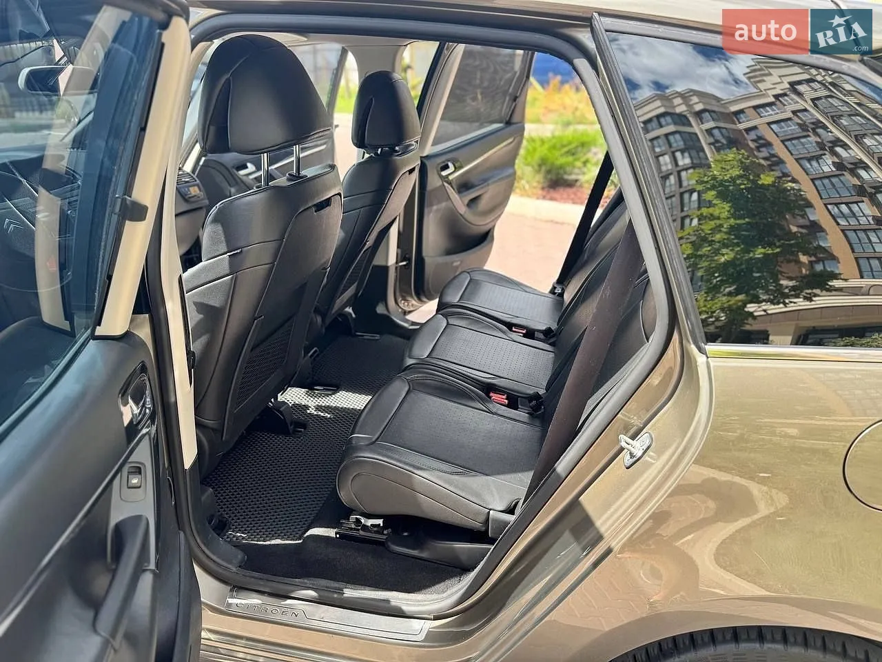 2010 Citroen C4 Picasso - мініатюра 12