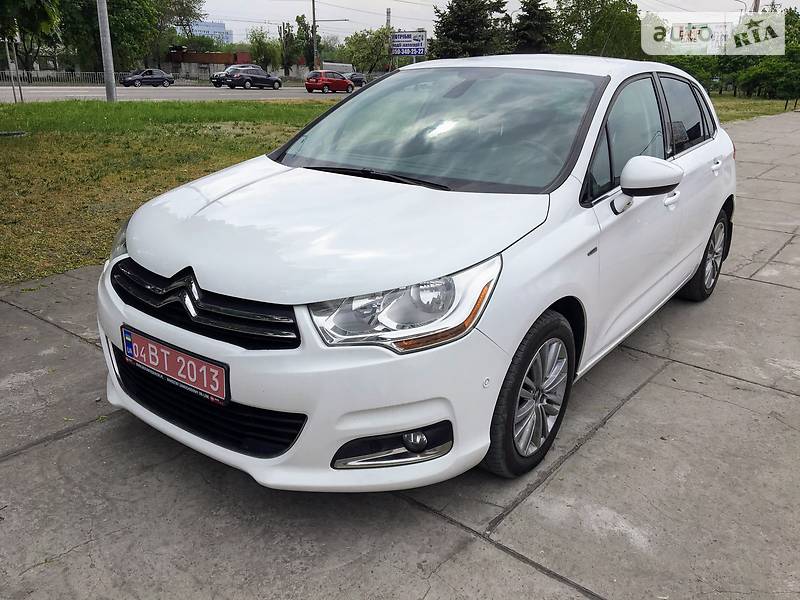 Citroen C4 2012 року