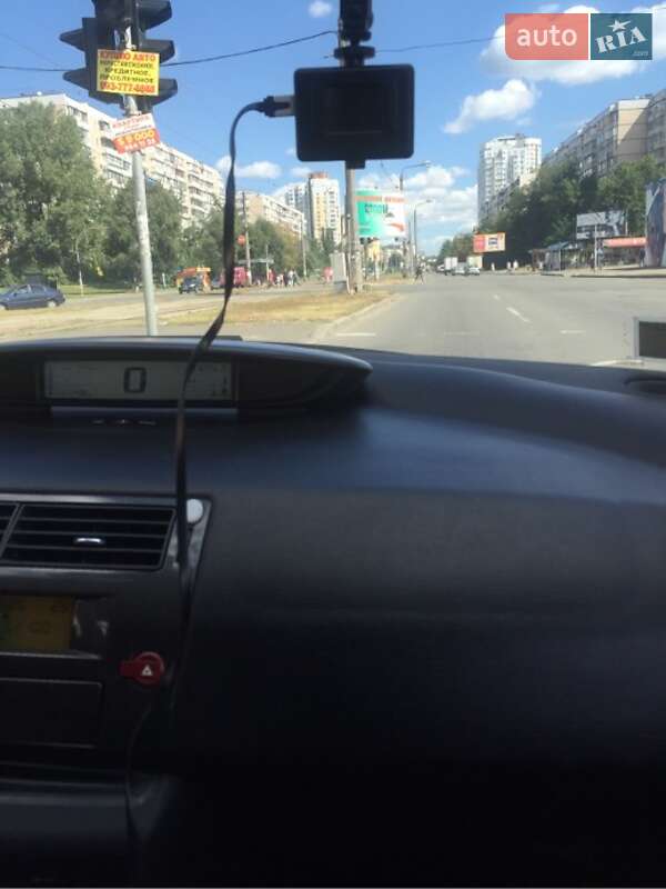 Хэтчбек Citroen C4 2006 в Киеве фото 10 Хэтчбек Citroen C4 2006 в Киеве