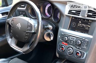 Хетчбек Citroen C4 2011 в 