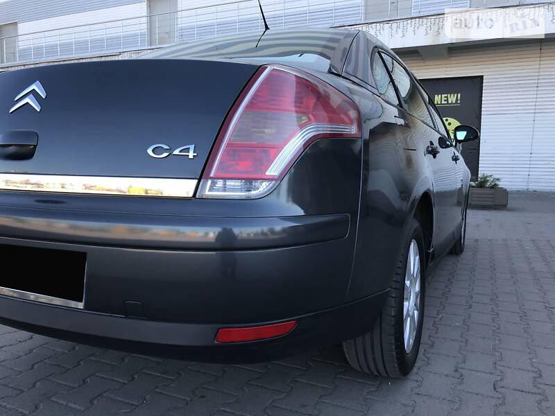 Седан Citroen C4 2009 в Житомире