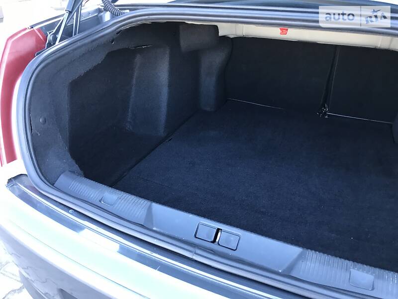 Седан Citroen C4 2009 в Житомире