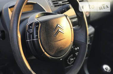 Хетчбек Citroen C4 2008 в 