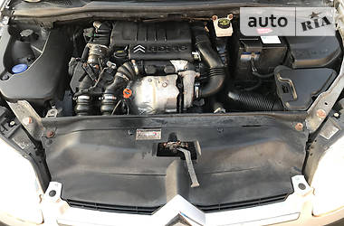 Хетчбек Citroen C4 2008 в 