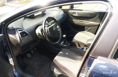 Хетчбек Citroen C4 2009 в 