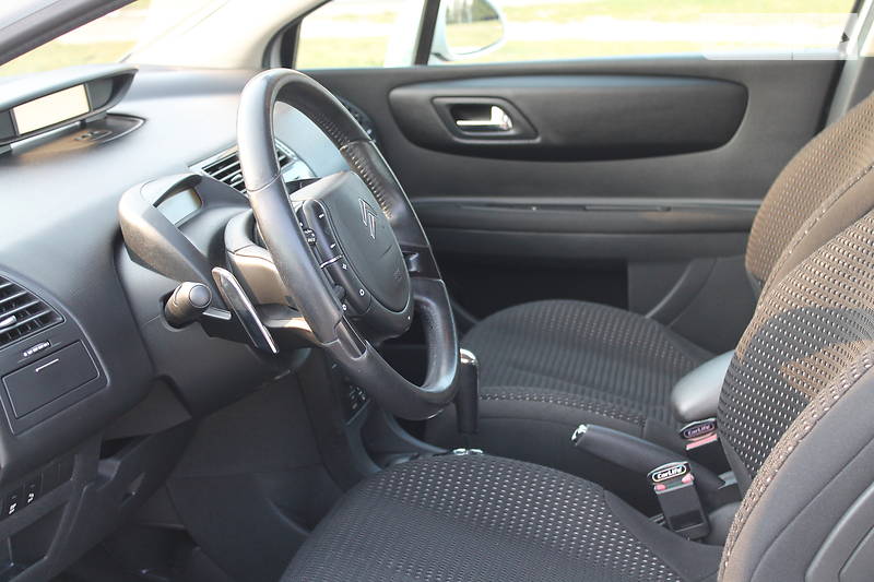 Хетчбек Citroen C4 2008 в Рівному фото 17 Хетчбек Citroen C4 2008 в Рівному