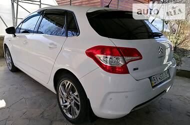 Хэтчбек Citroen C4 2014 в Хмельницком