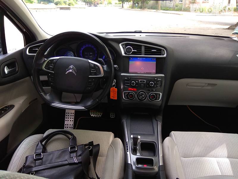Хетчбек Citroen C4 2011 в Тернополі фото 15 Хетчбек Citroen C4 2011 в Тернополі