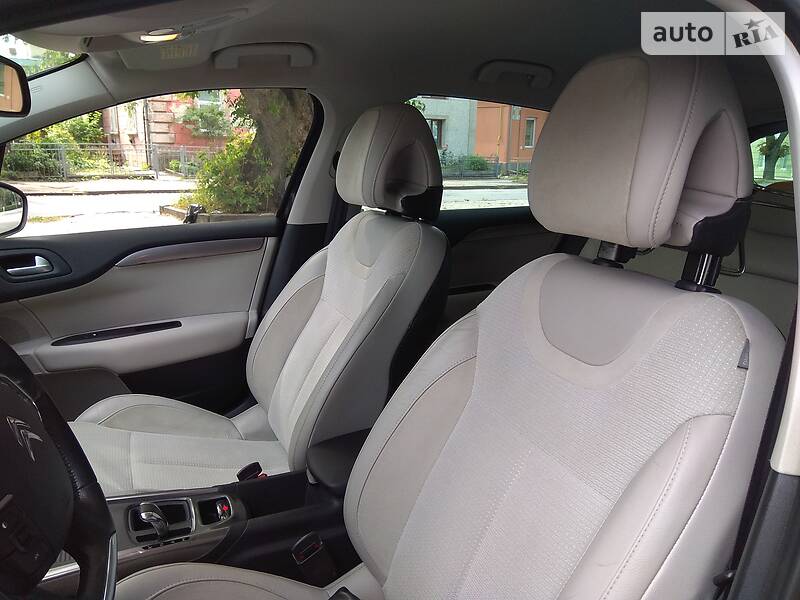 Хетчбек Citroen C4 2011 в Тернополі фото 16 Хетчбек Citroen C4 2011 в Тернополі