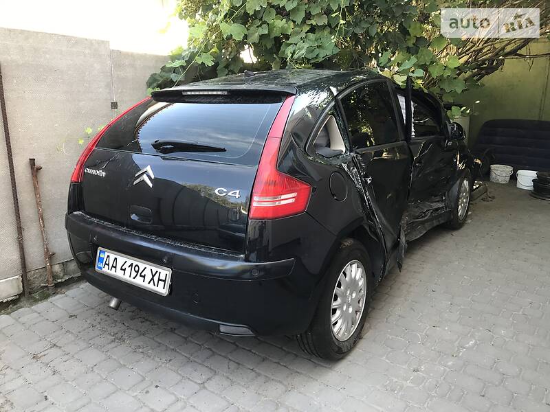 Хэтчбек Citroen C4 2007 в Киеве