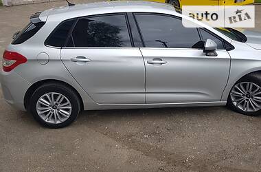 Хэтчбек Citroen C4 2014 в Городке